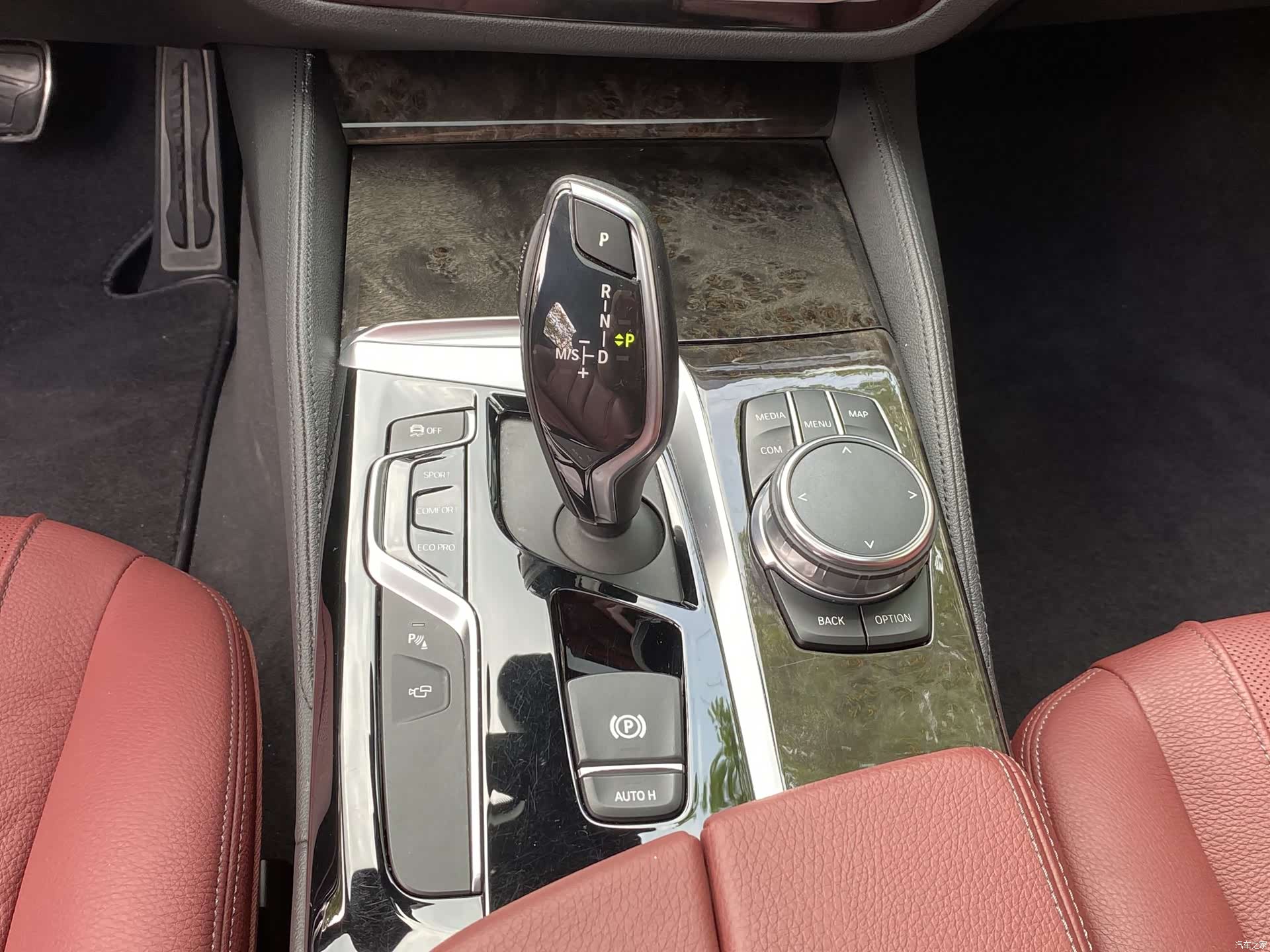 BMW 5 Series, 2018 13