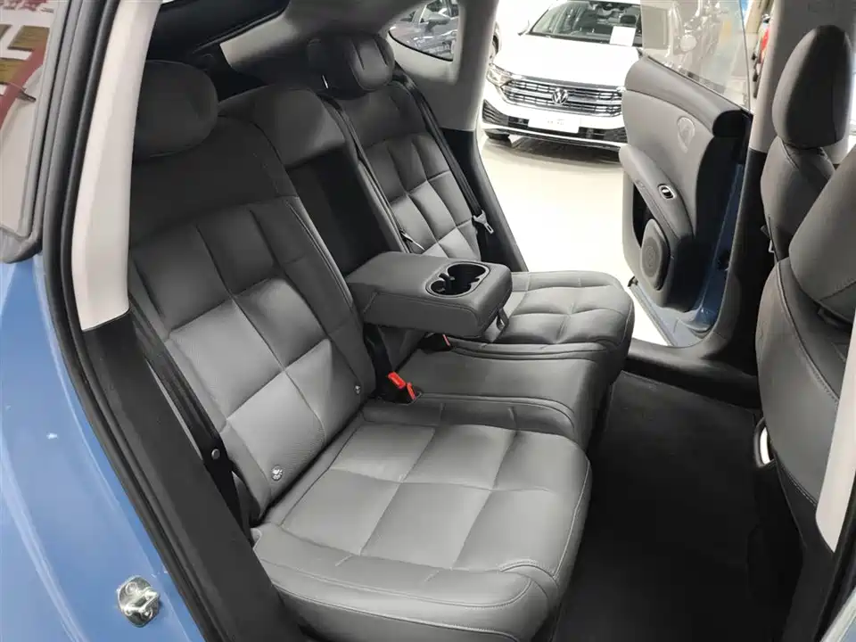 IM Motors Zhiji LS6 IM Motors Zhiji LS6