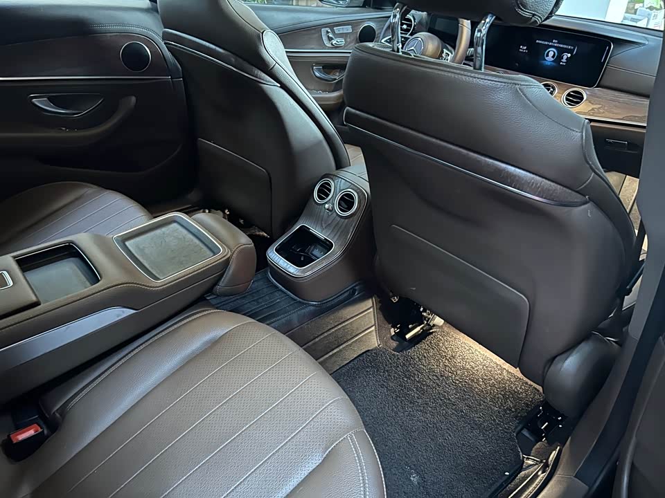Mercedes-Benz E-class Mercedes-Benz E-class