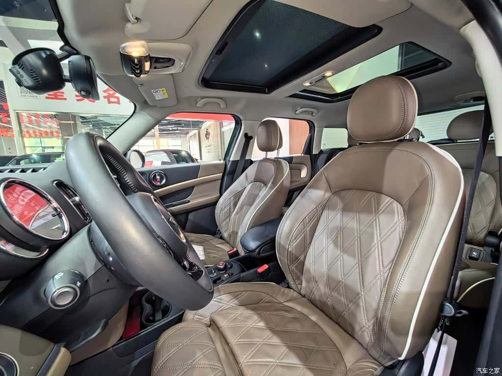 Mini Countryman, 2019 13