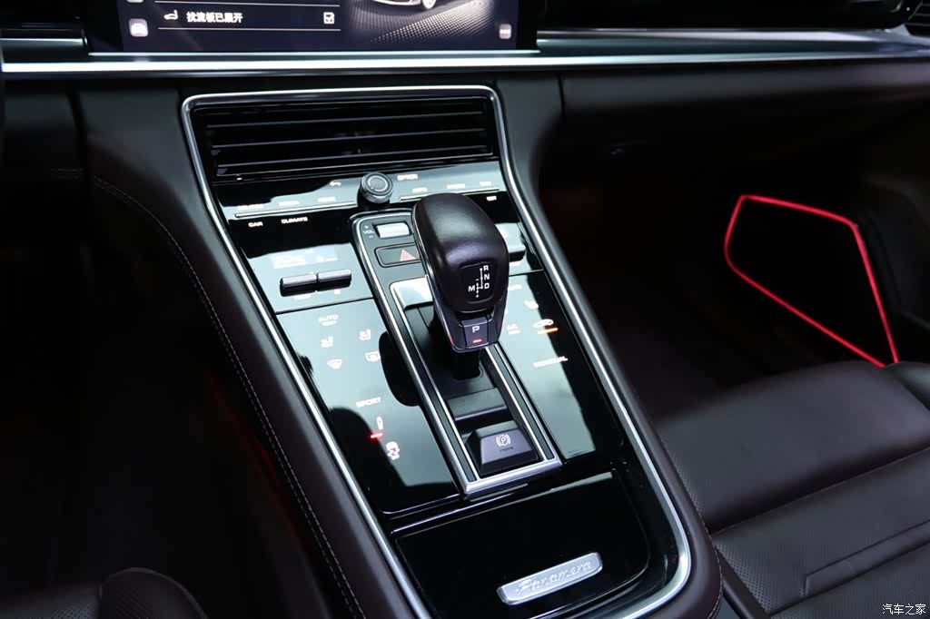 Porsche Panamera, 2022 8