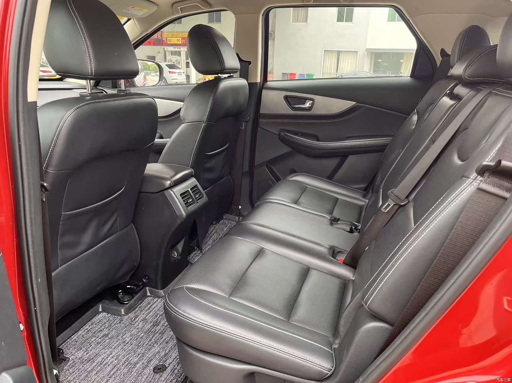DongFeng S560, 2019 13