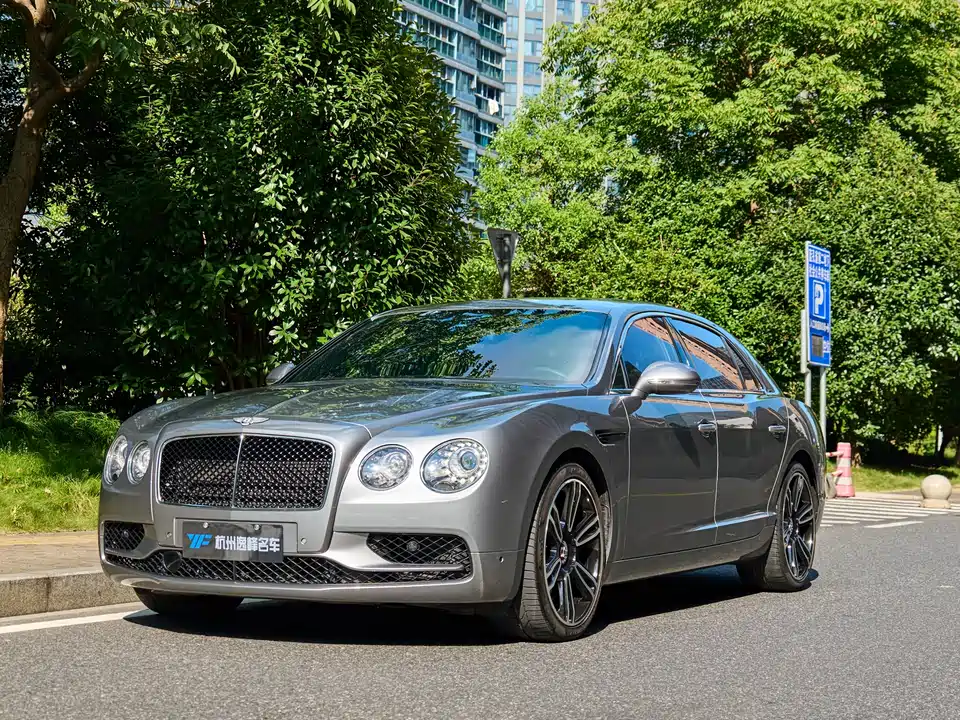 Bentley Flying