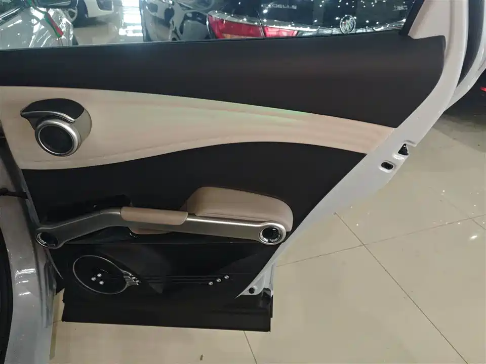 BYD Yuan PLUS BYD Yuan PLUS