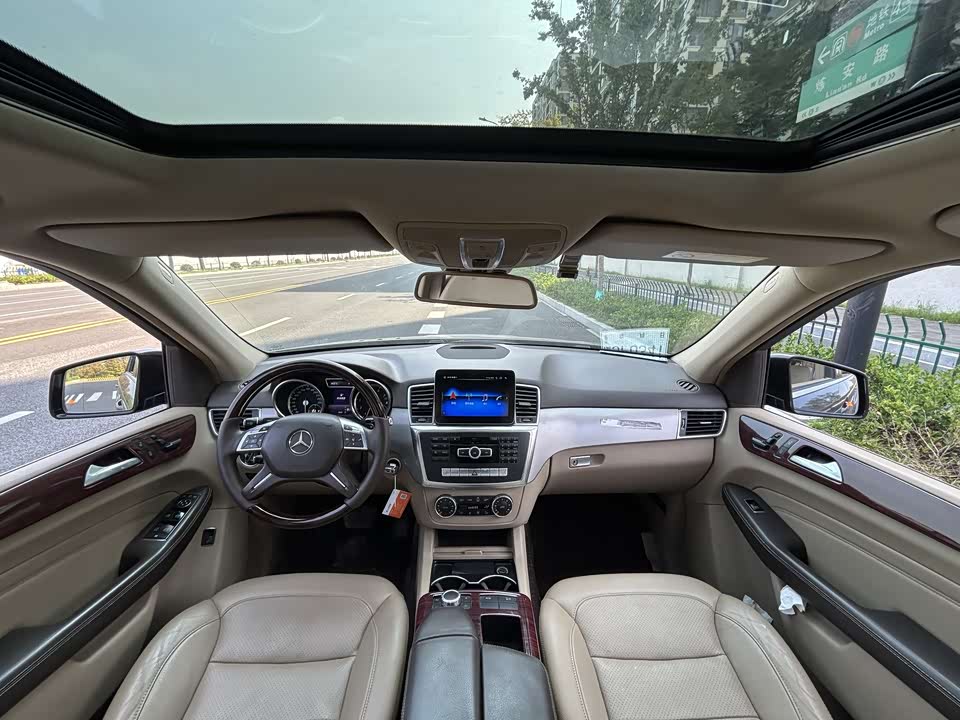 Mercedes-Benz M class