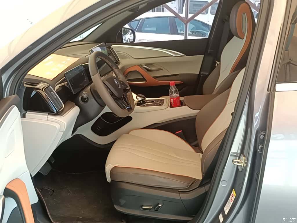 BYD Song, 2022 15