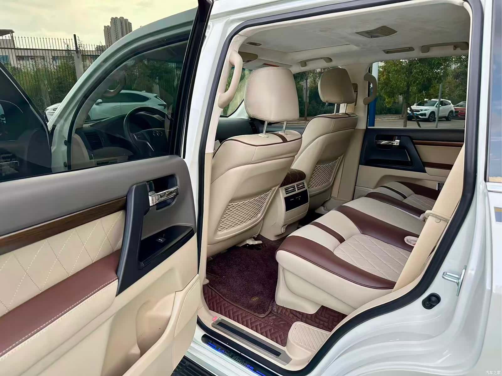 Toyota Land Cruiser, 2020 12