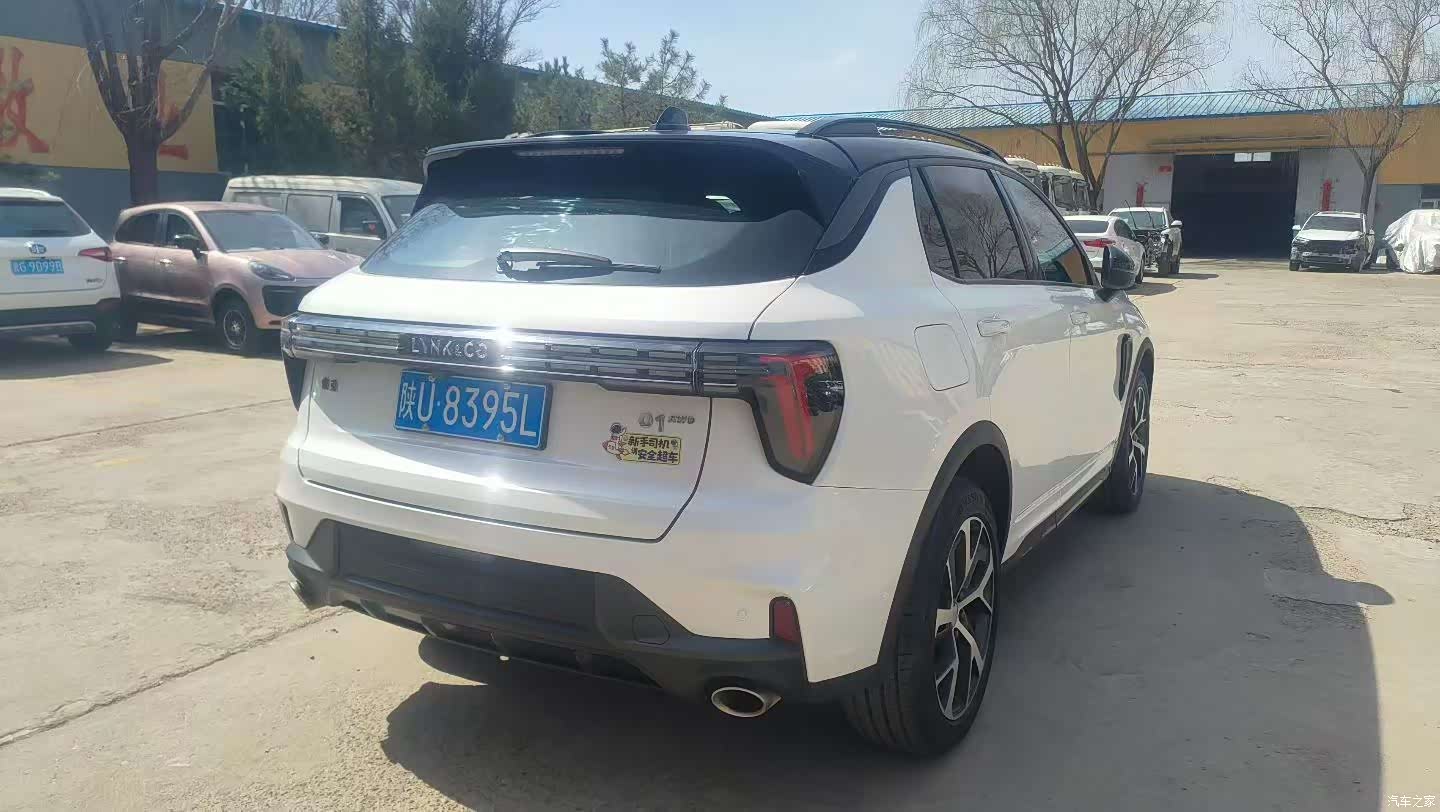 Lynk & Co 01, 2023 все фото