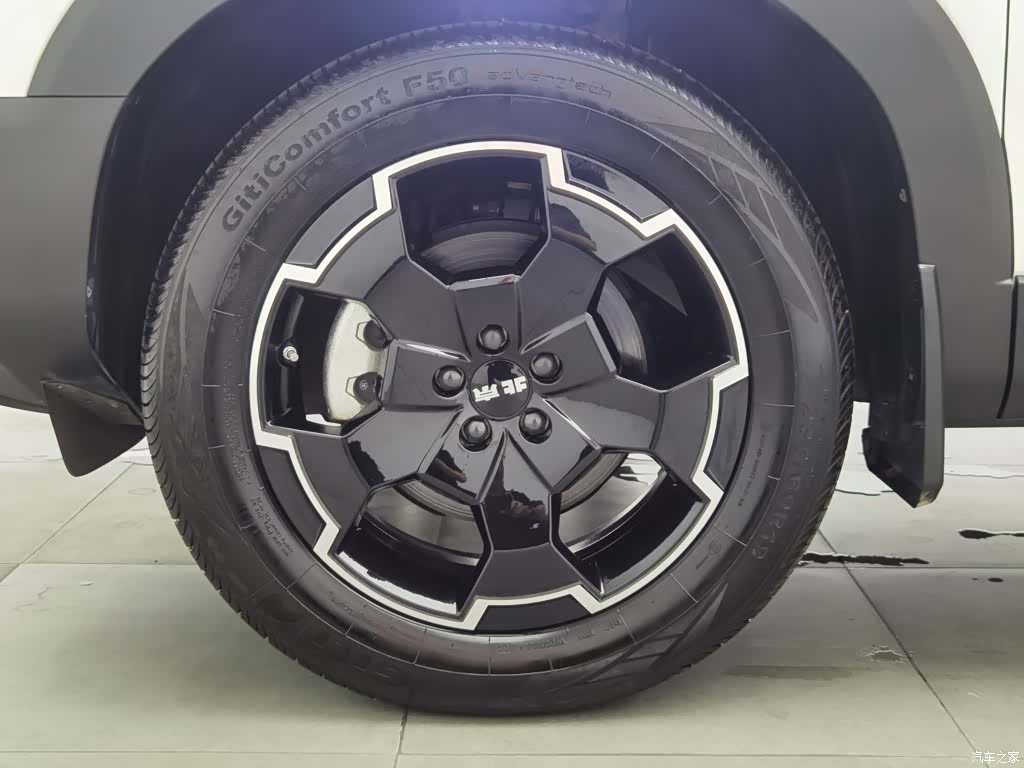 BAIC BJ30, 2025 17