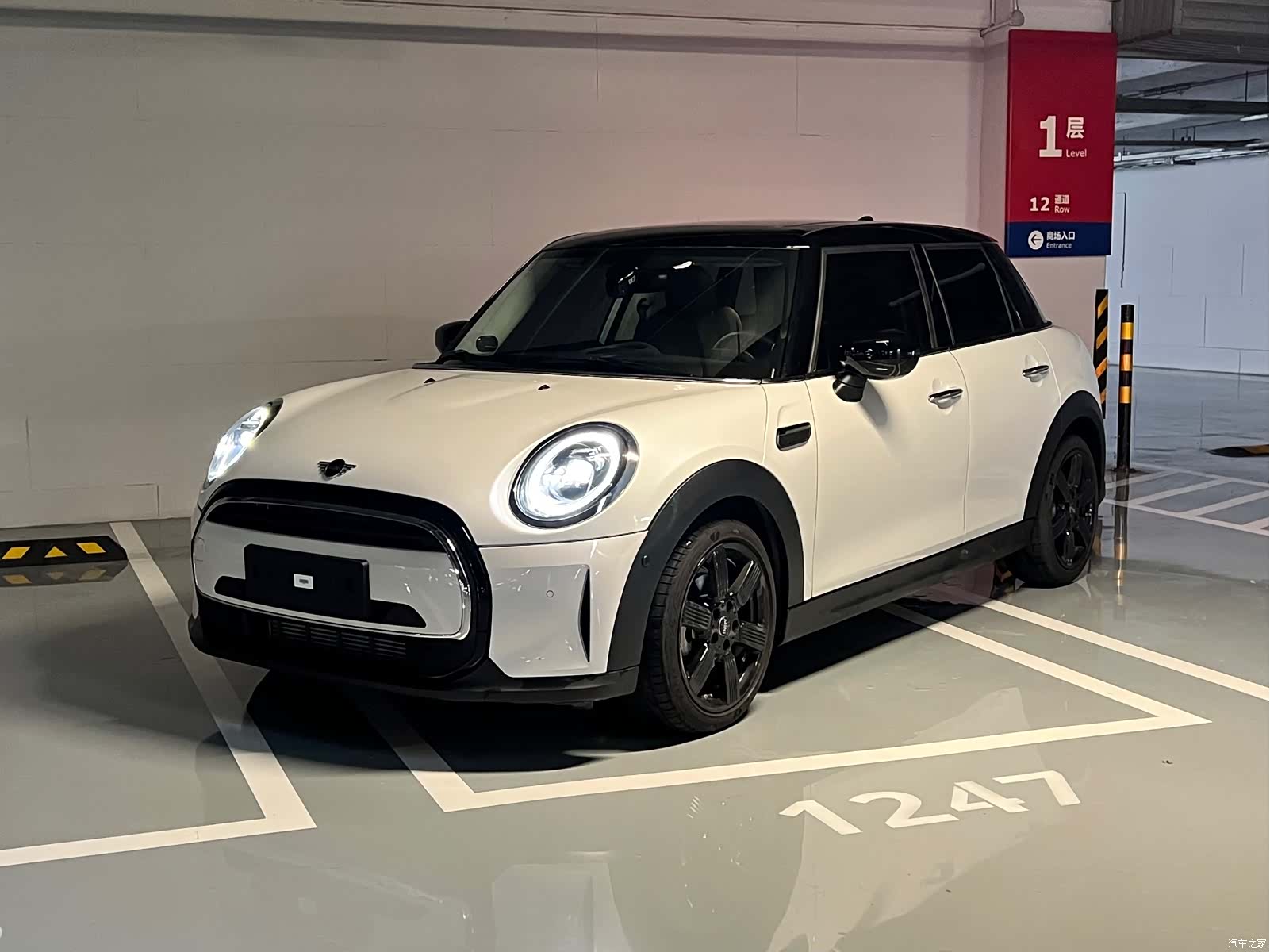 Mini Cooper, 2024 1