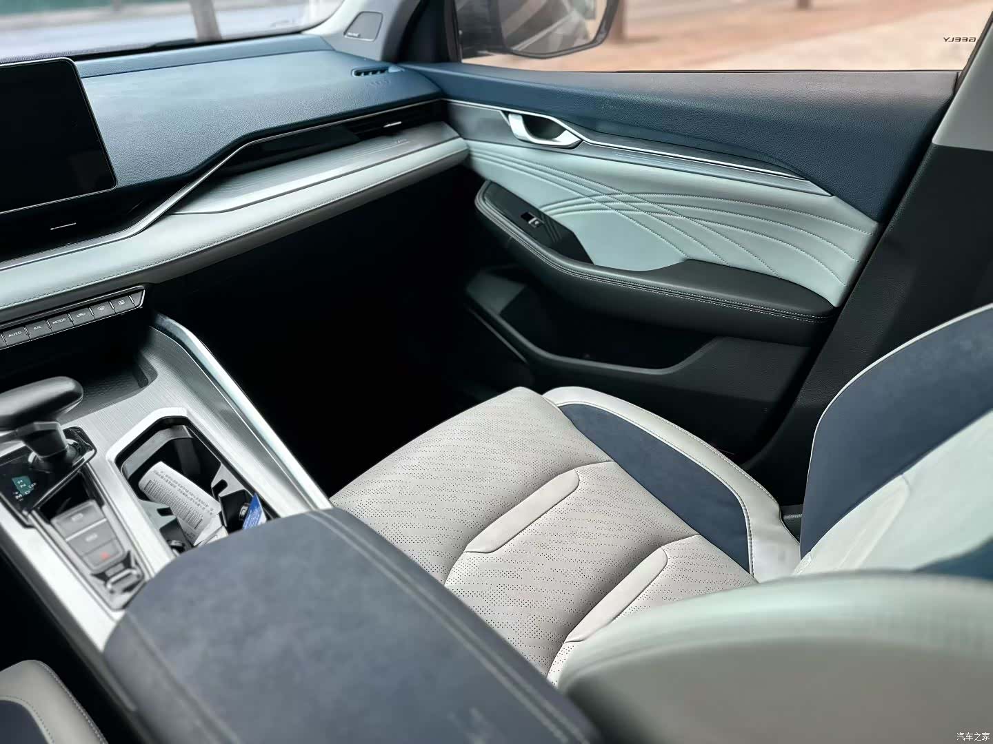 Geely Preface, 2022 4