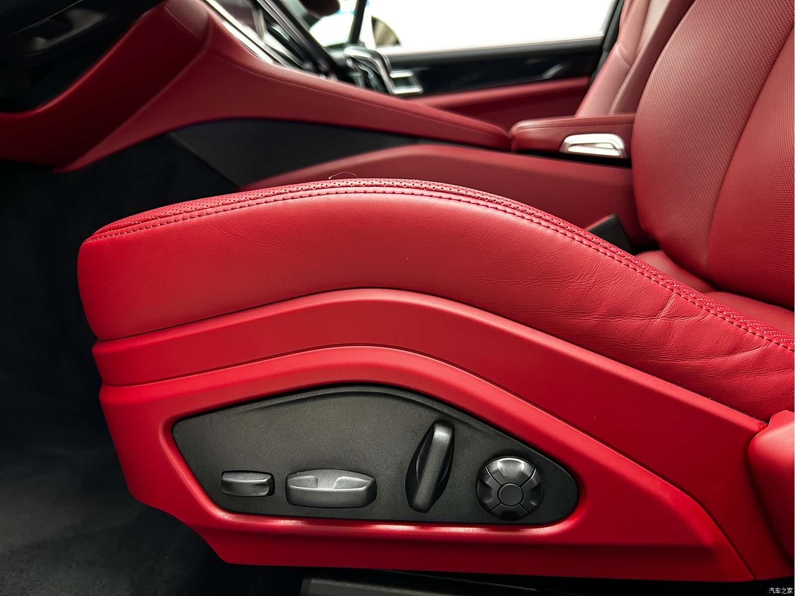 Porsche Panamera, 2024 6