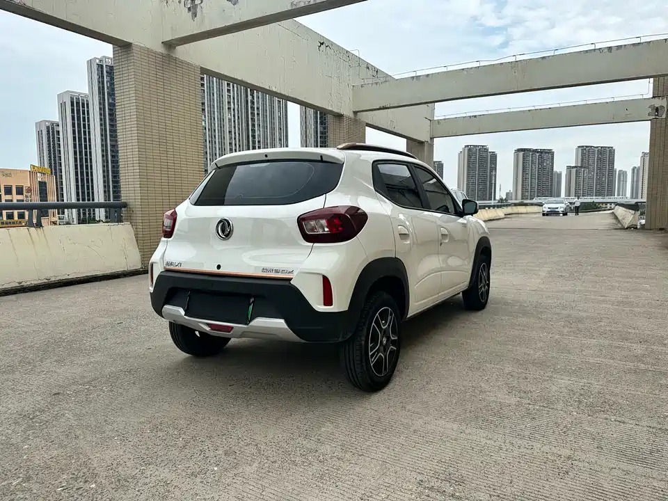 Dongfeng Nammi Nano BOX