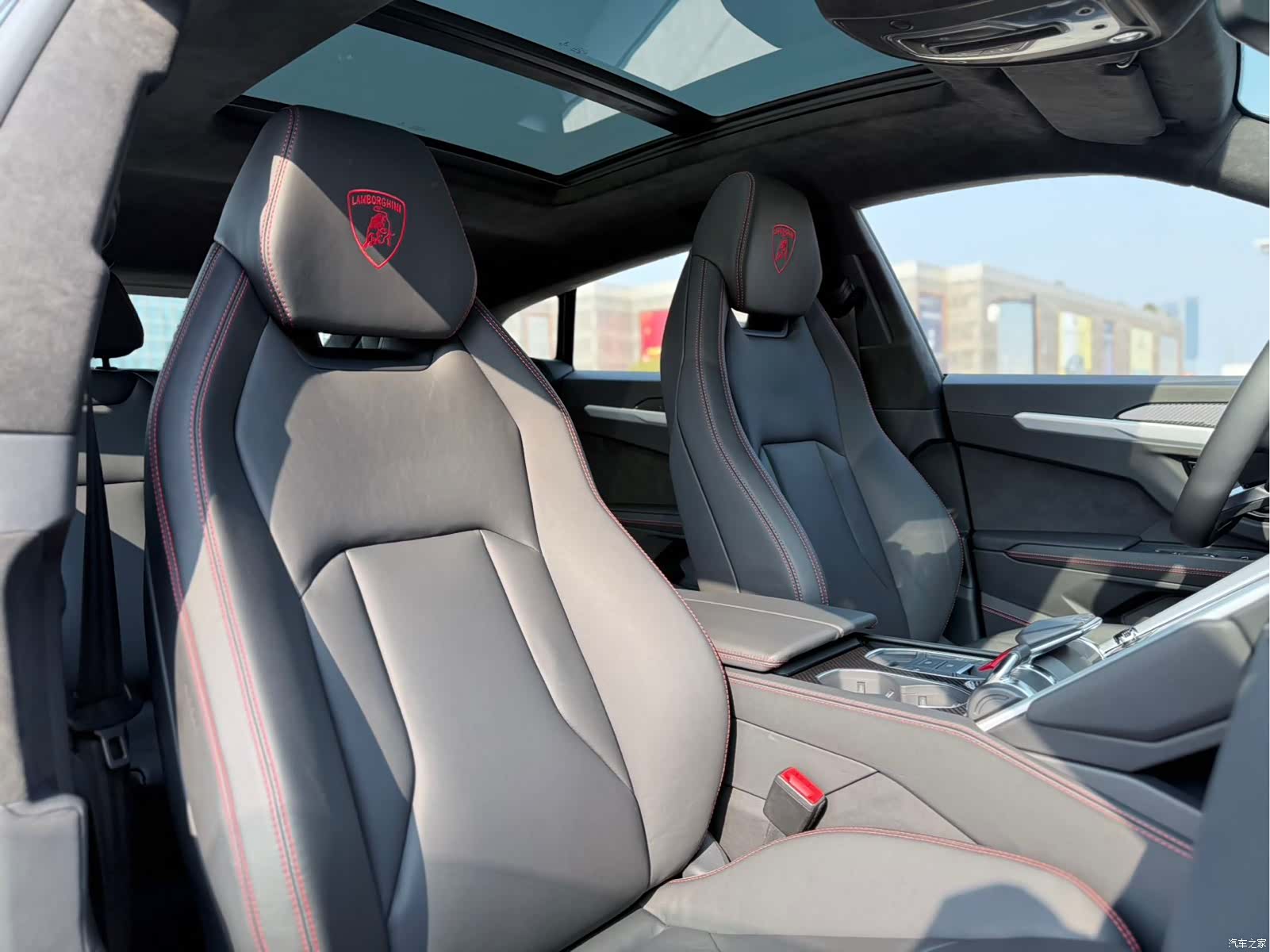 Lamborghini Urus, 2019 20