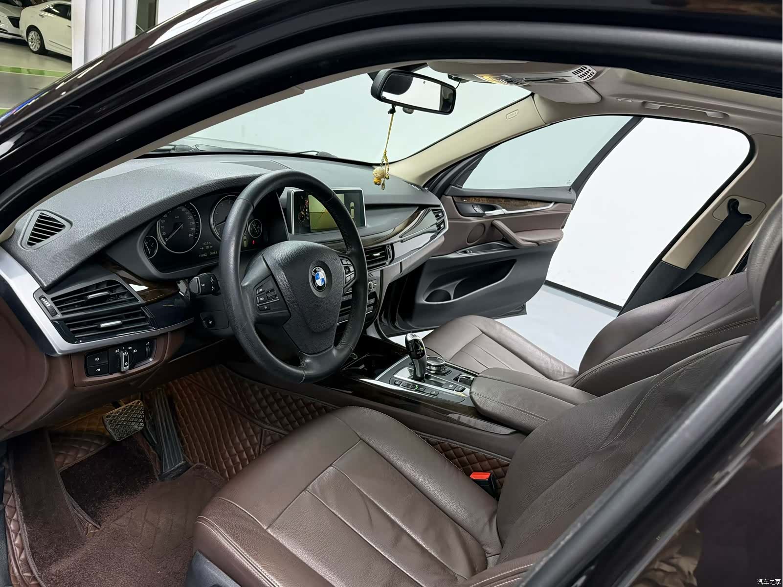 BMW X5, 2015 8