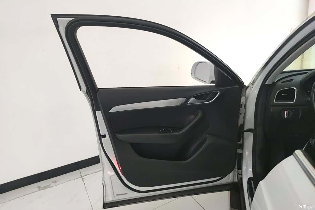 Audi Q3, 2015 7