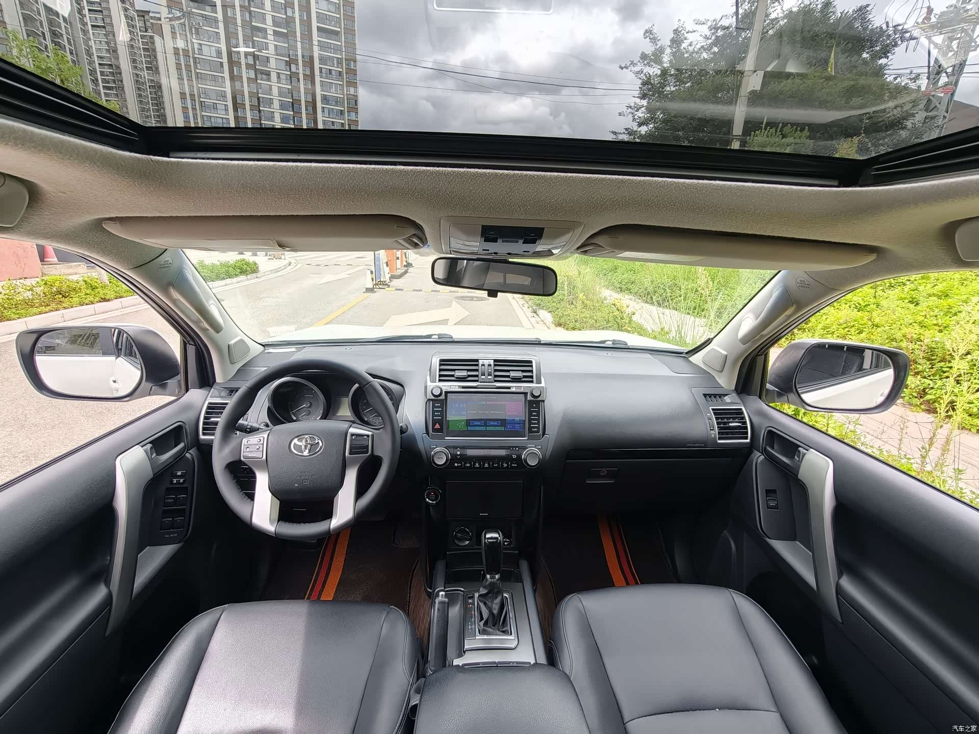 Toyota Prado, 2017 10
