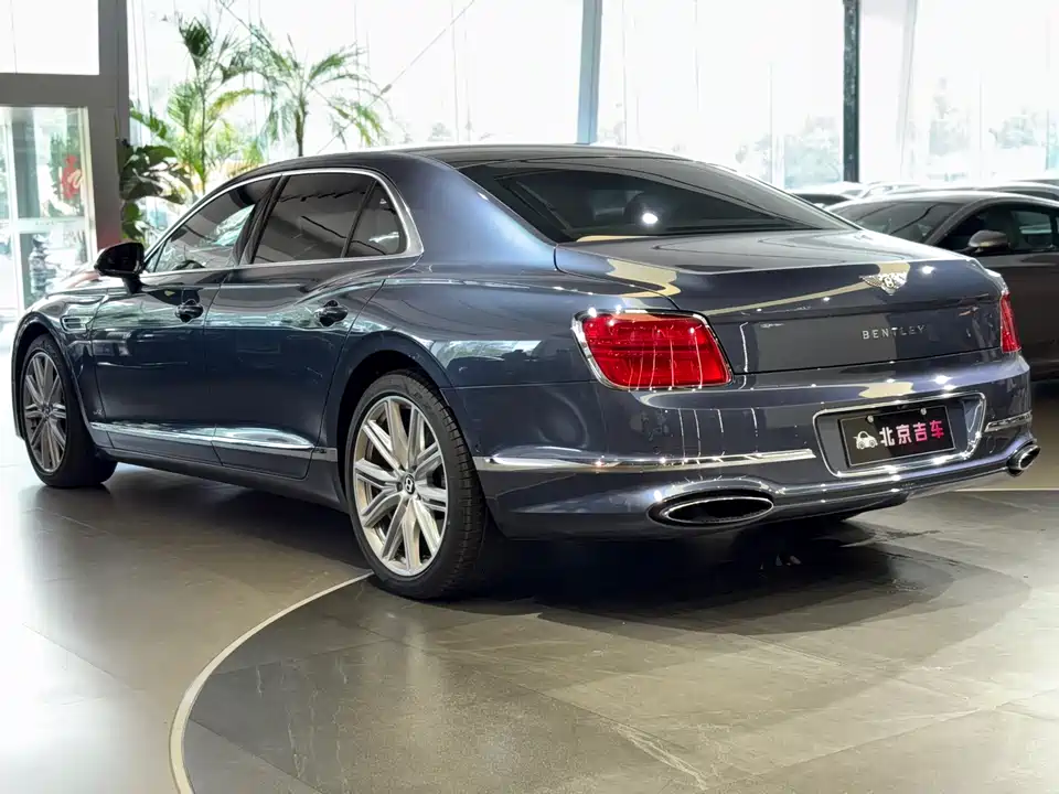 Bentley Flying