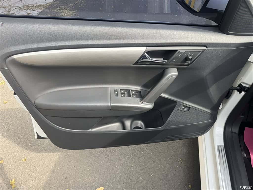 Volkswagen Lavida, 2016 все фото