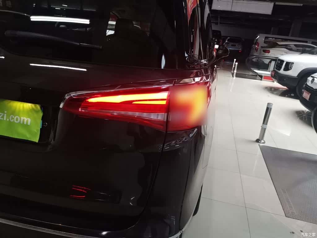 Buick GL8, 2018 8