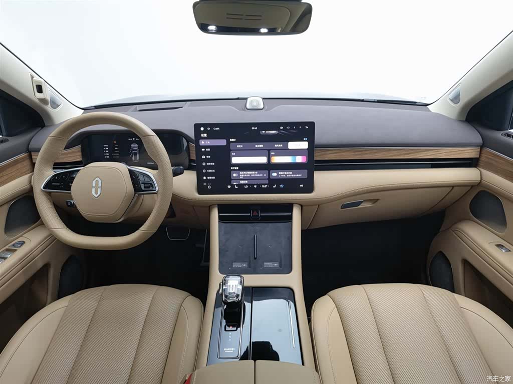 AITO M7, 2023 все фото