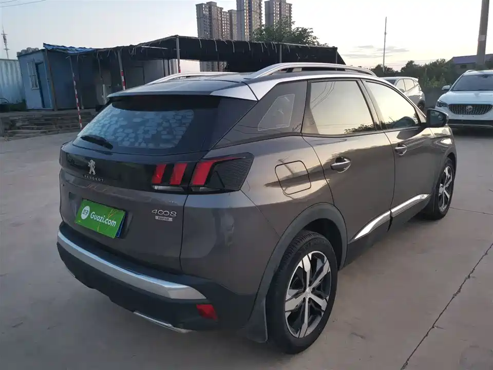 Peugeot 4008