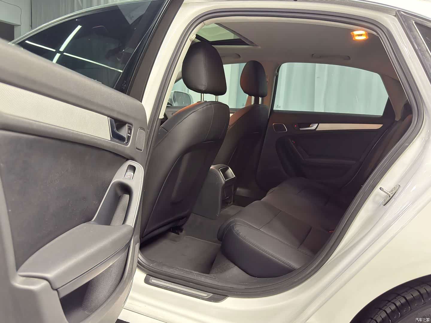 Audi A4L, 2014 17