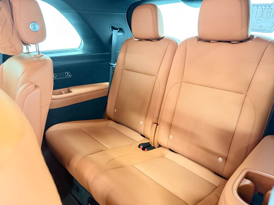 Li Auto Ideal L8