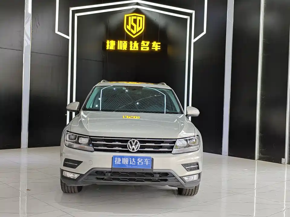Volkswagen Tiguan L