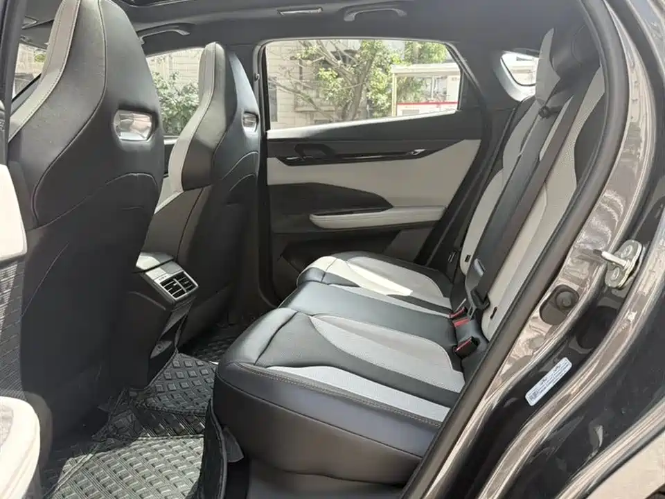 Changan UNI-V Smart iDD