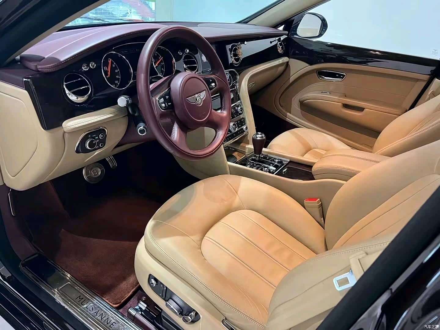 Bentley Mulsanne, 2014 8