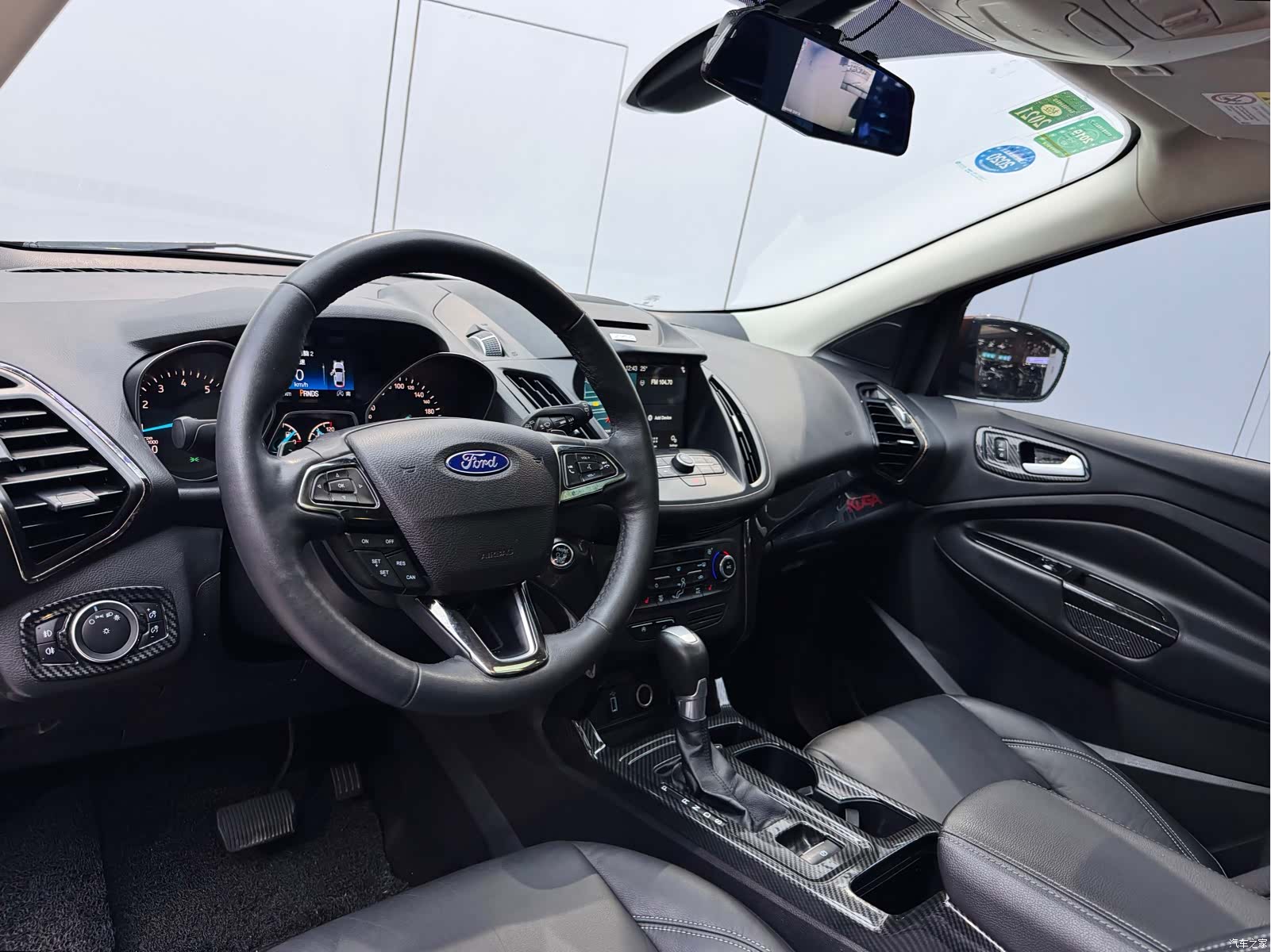 Ford Kuga, 2017 16