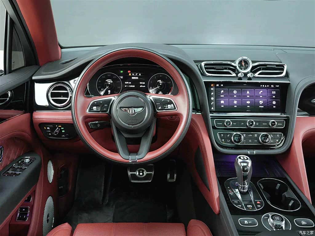 Bentley Bentayga, 2022 18