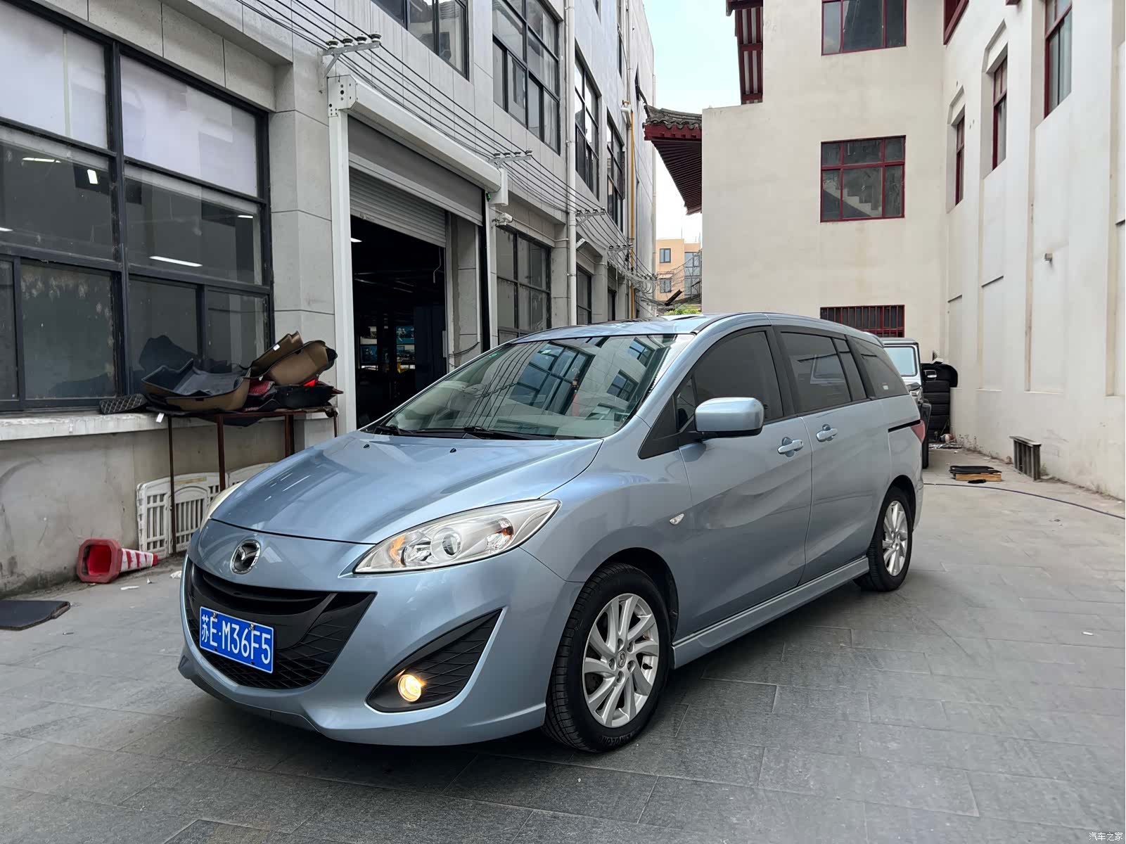 Mazda 5, 2011 1