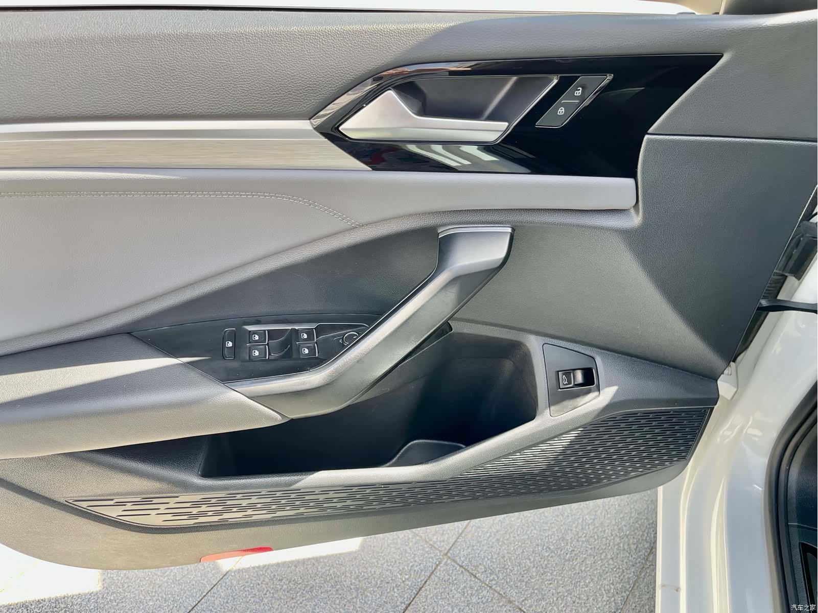 Volkswagen Sagitar, 2022 22