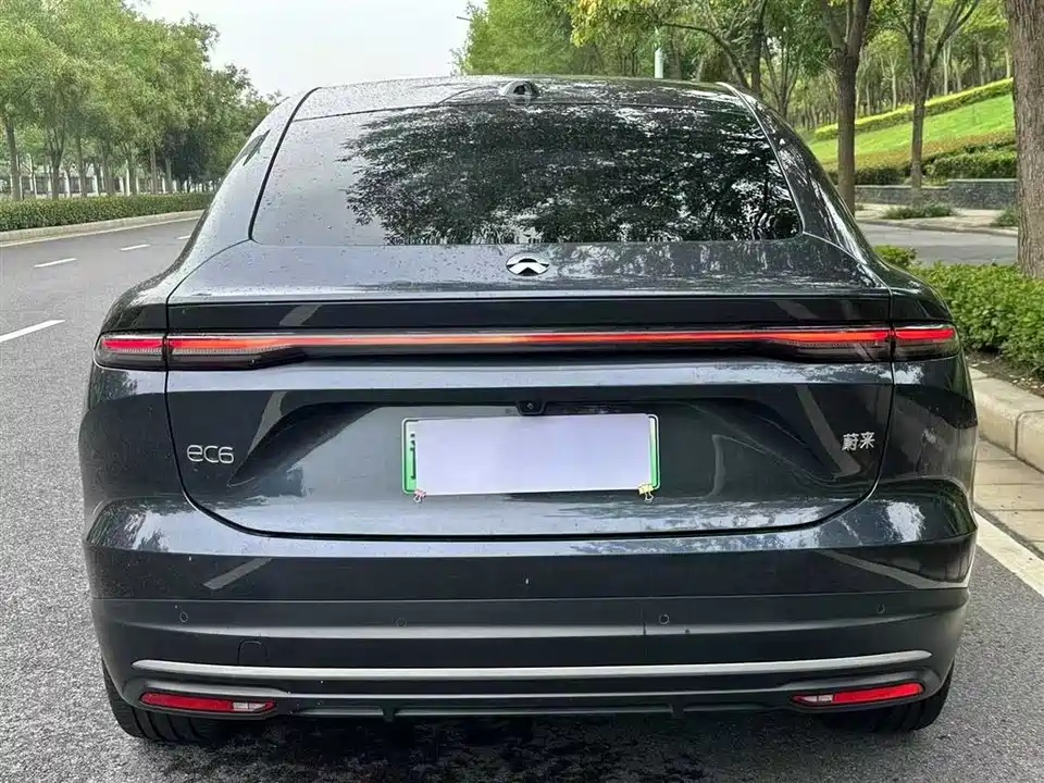 NIO EC6