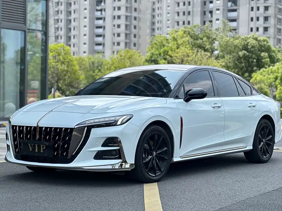 Hongqi H6