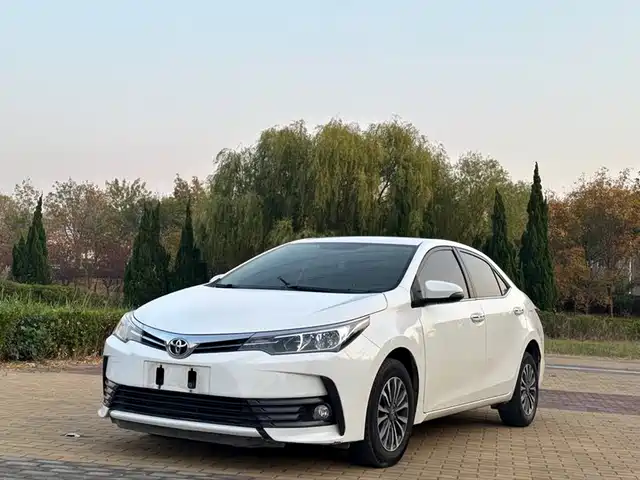 Toyota Corolla 2018 — купить из Китая под заказ