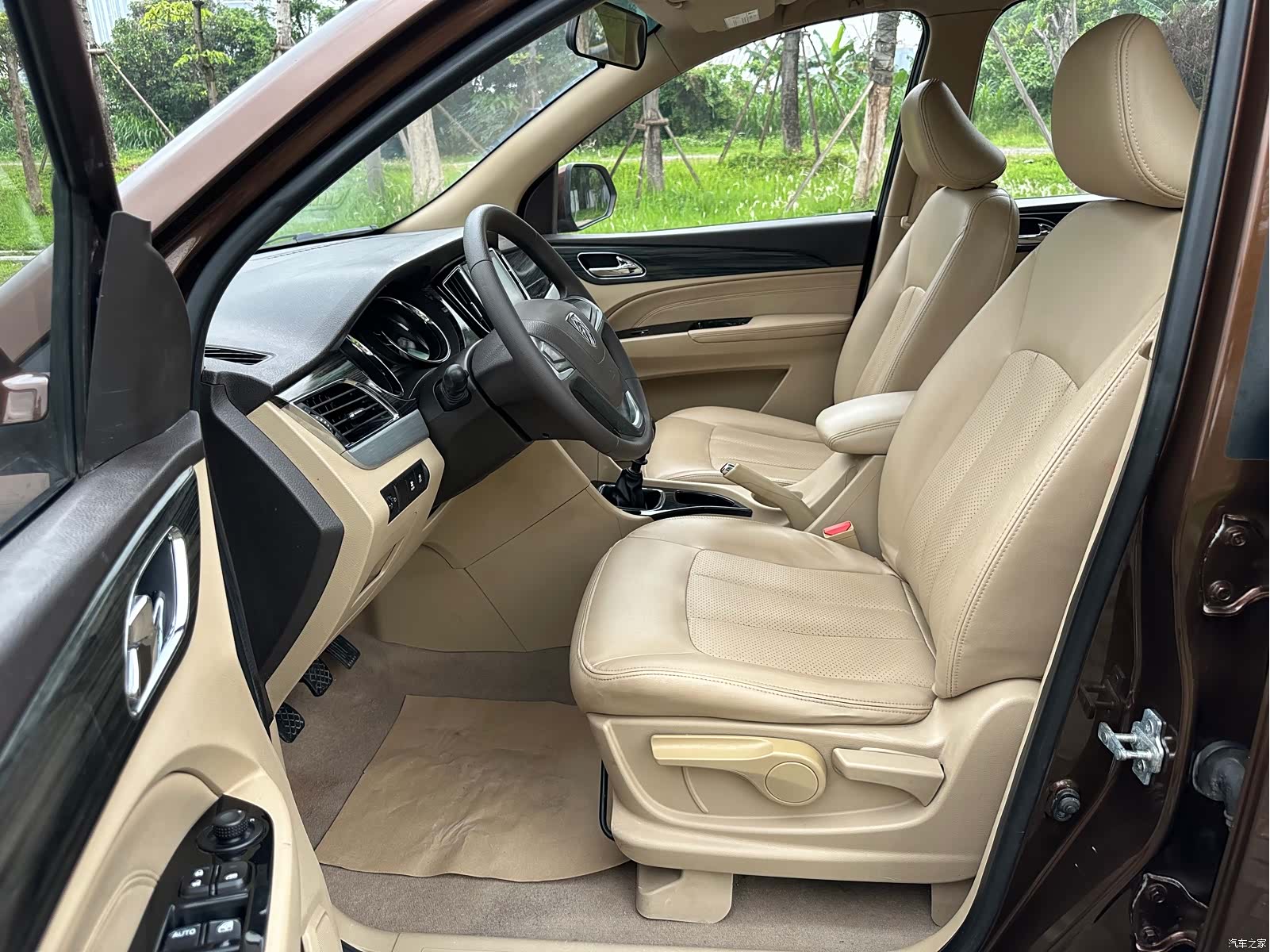 Wuling 730, 2017 12