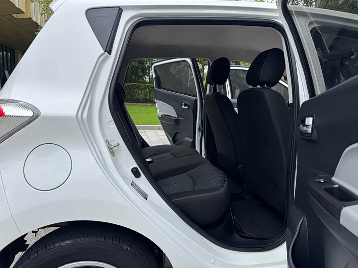 Changan E-Star 2021 guo min ban xin yue ban lin suan tie li (31.18kWh)