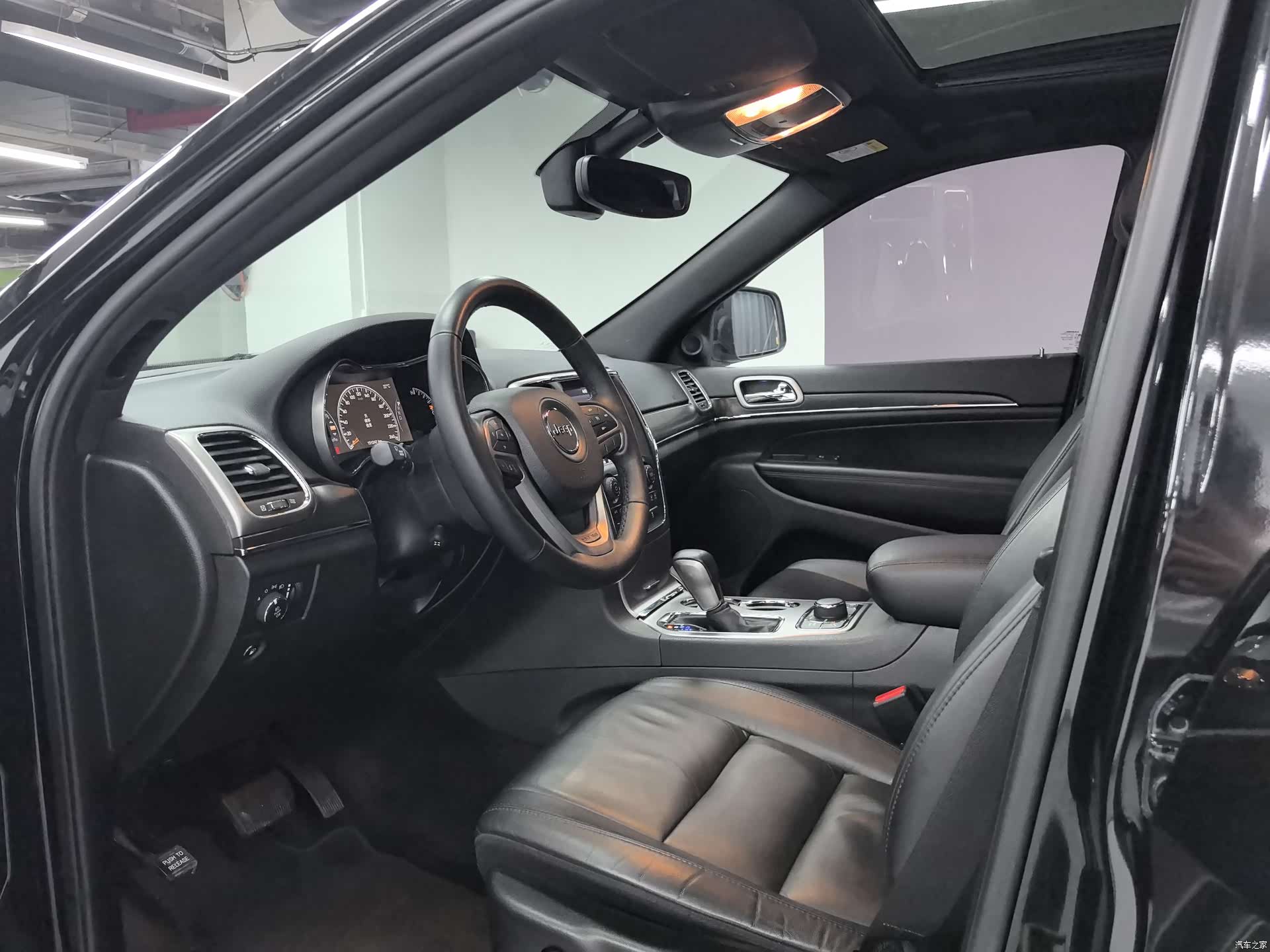 Jeep Grand Cherokee, 2019 4