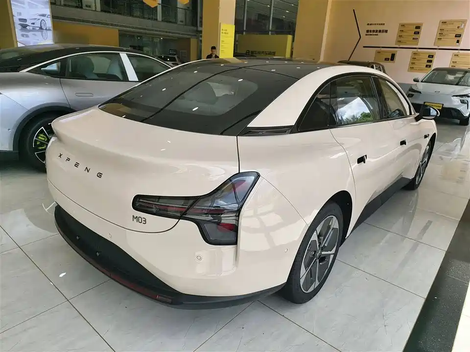 XPENG MONA M03