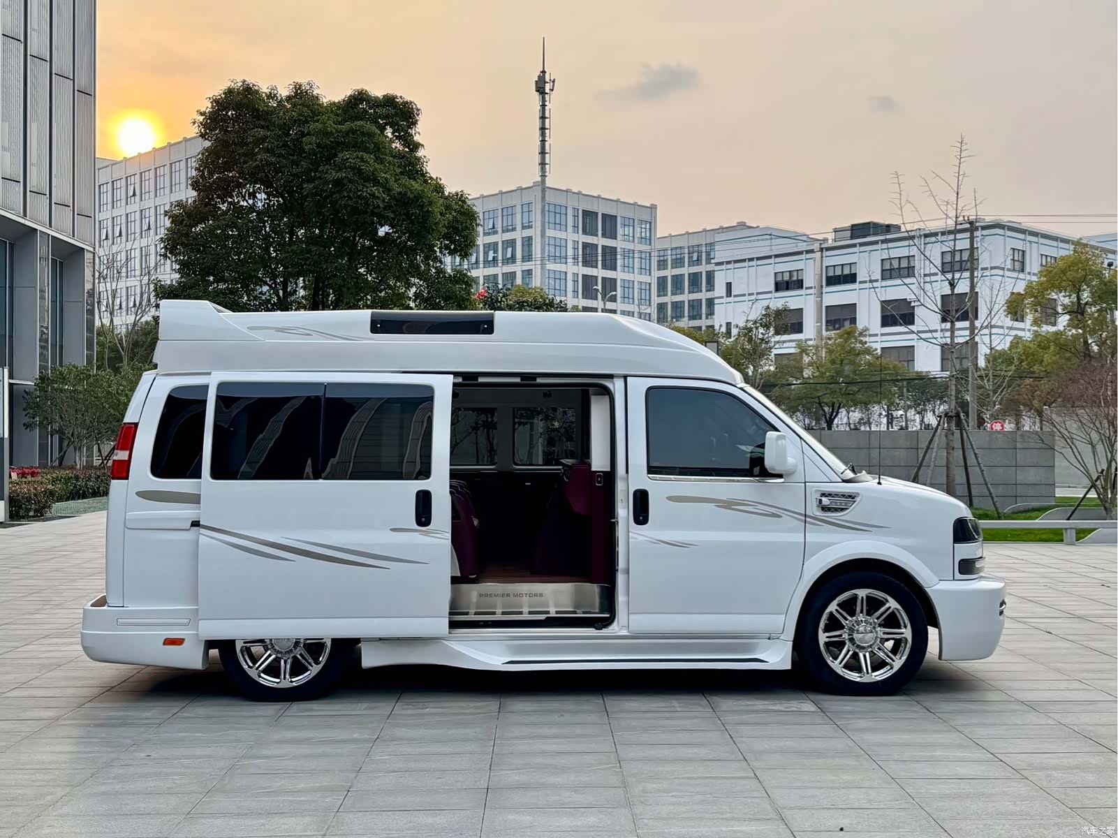 GMC G660S, 2016 8