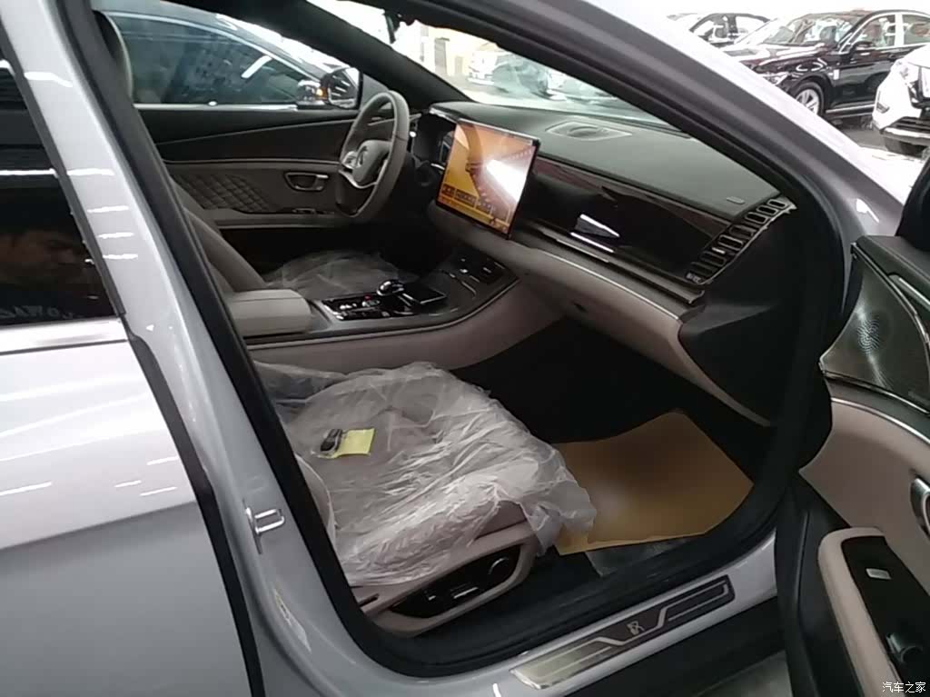 BYD Han, 2025 25