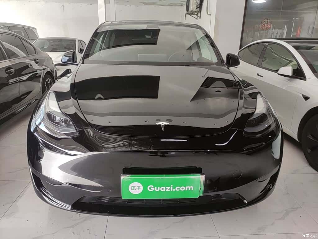 Tesla Model Y, 2024 3