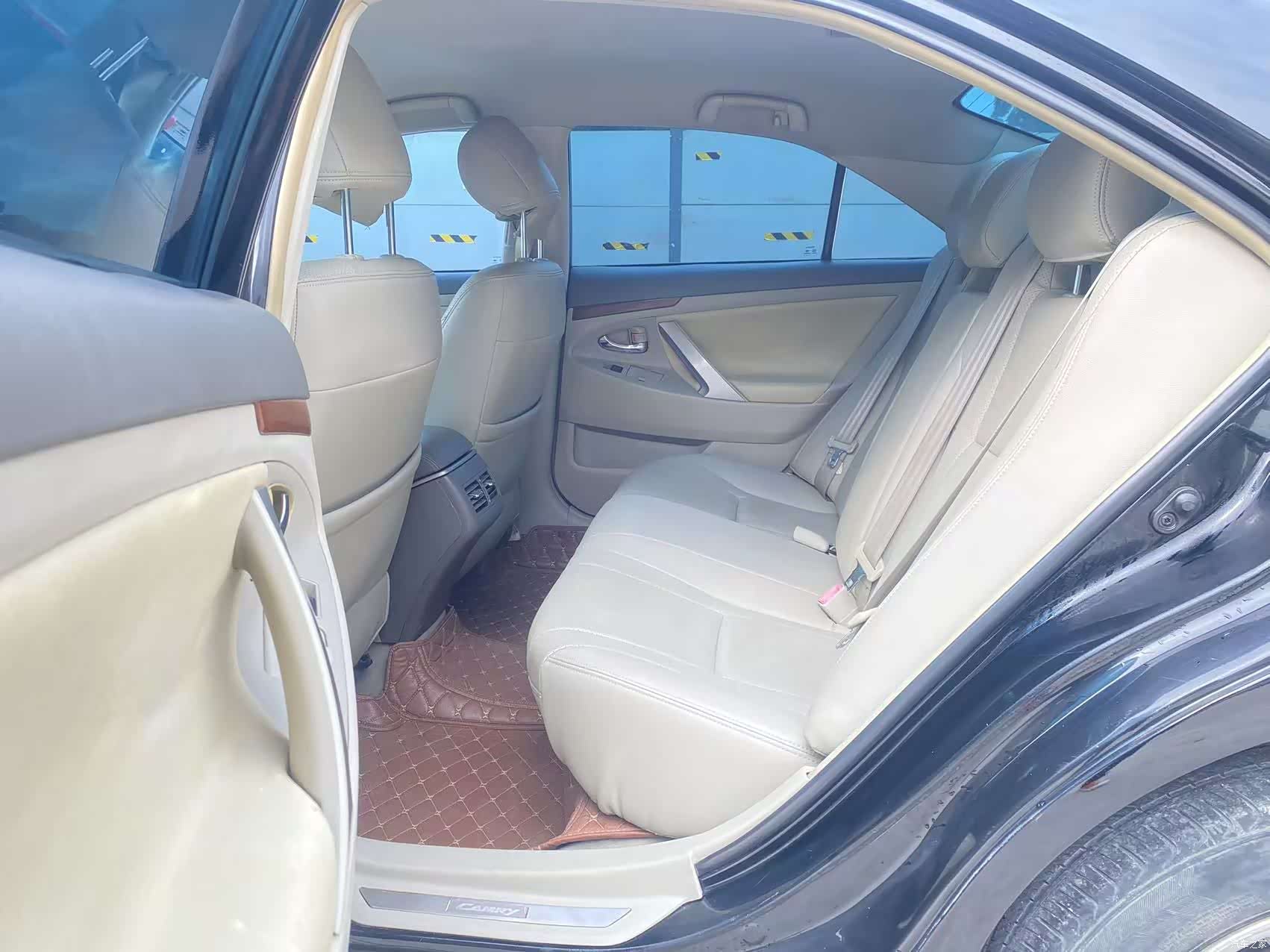 Toyota Camry, 2013 13