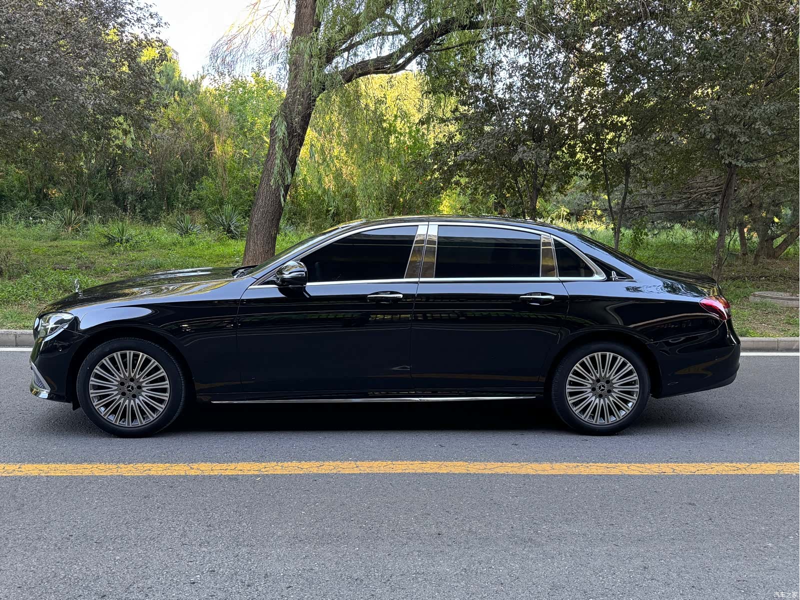 Mercedes-Benz E-Class, 2023 24