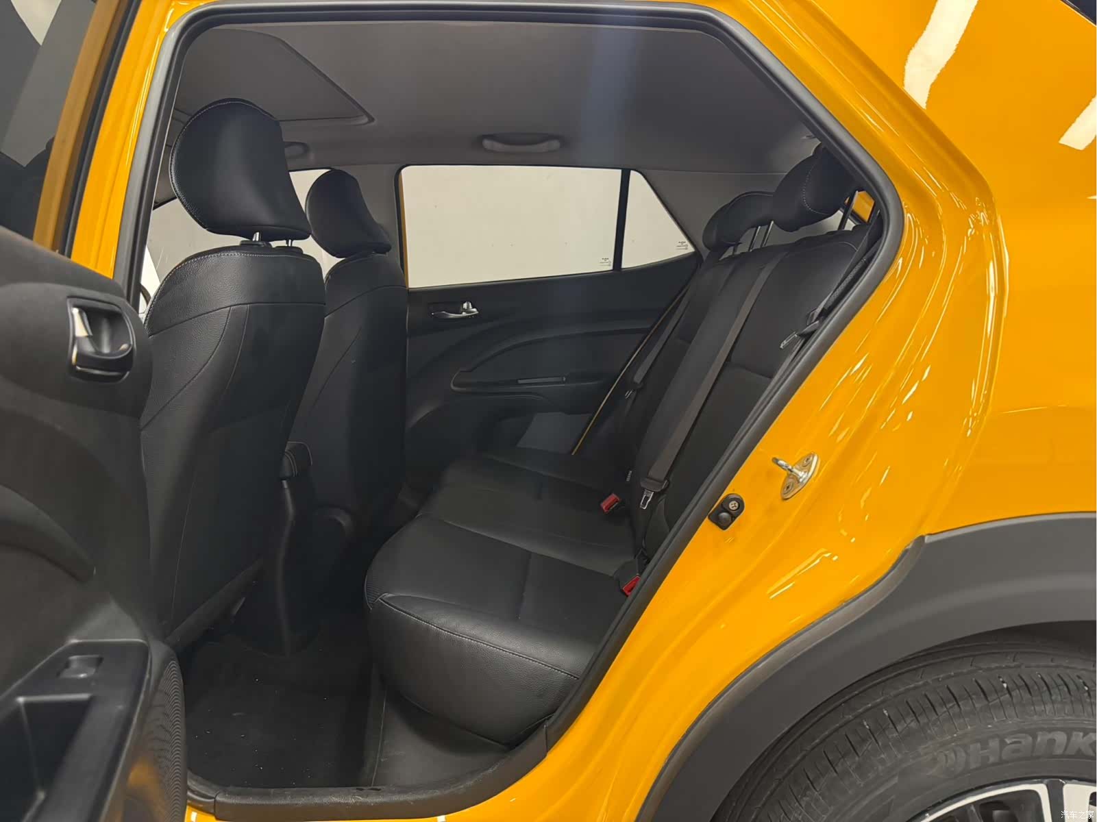 Kia KX1, 2022 9