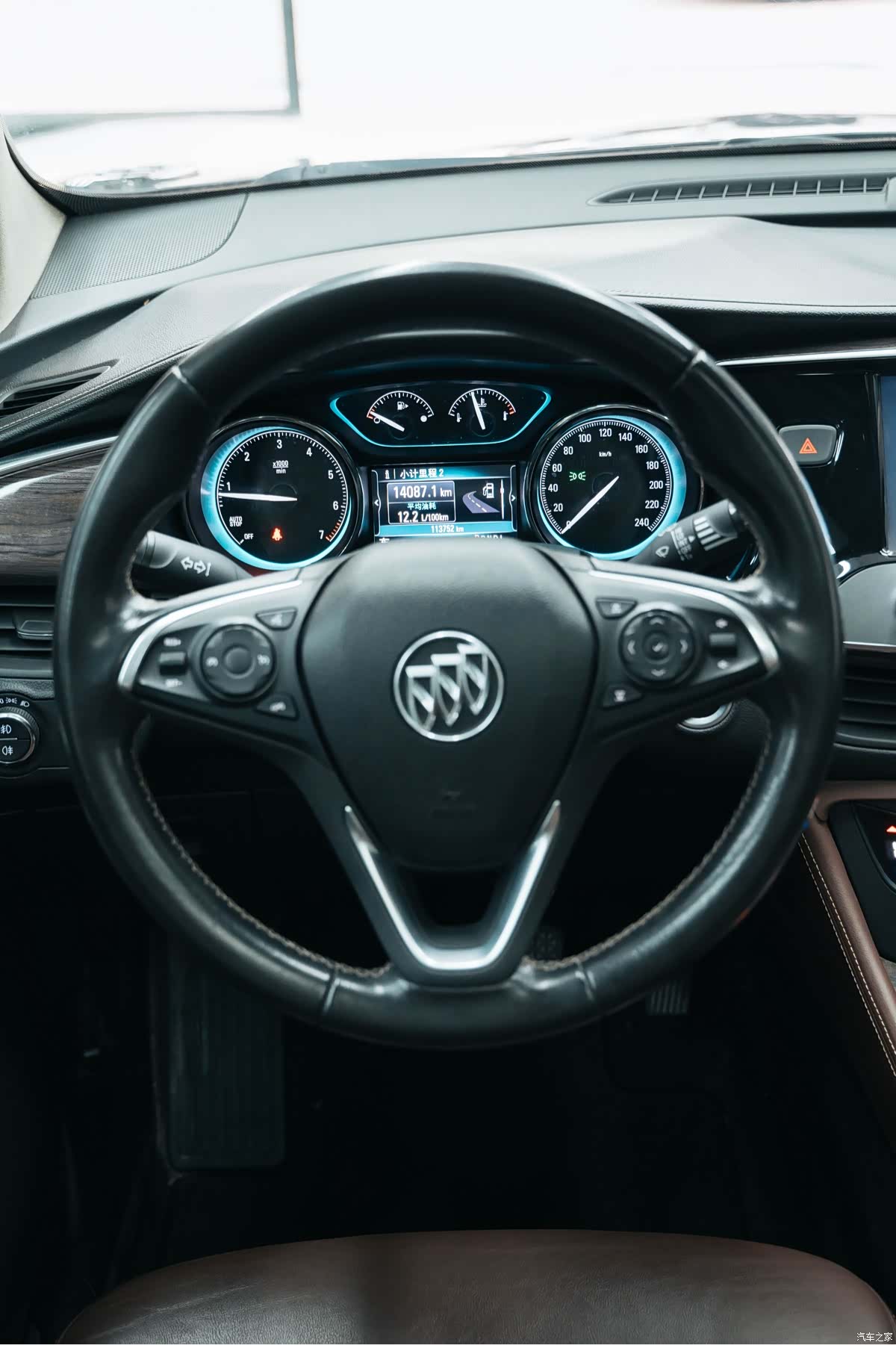 Buick Envision Plus, 2017 11