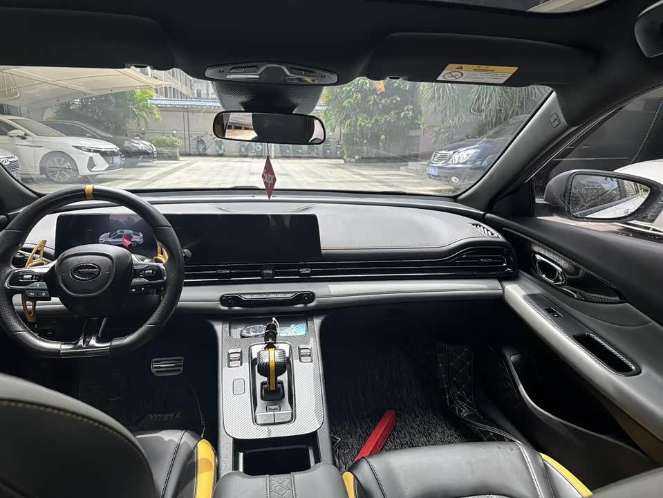 Trumpchi Shadow Leopard